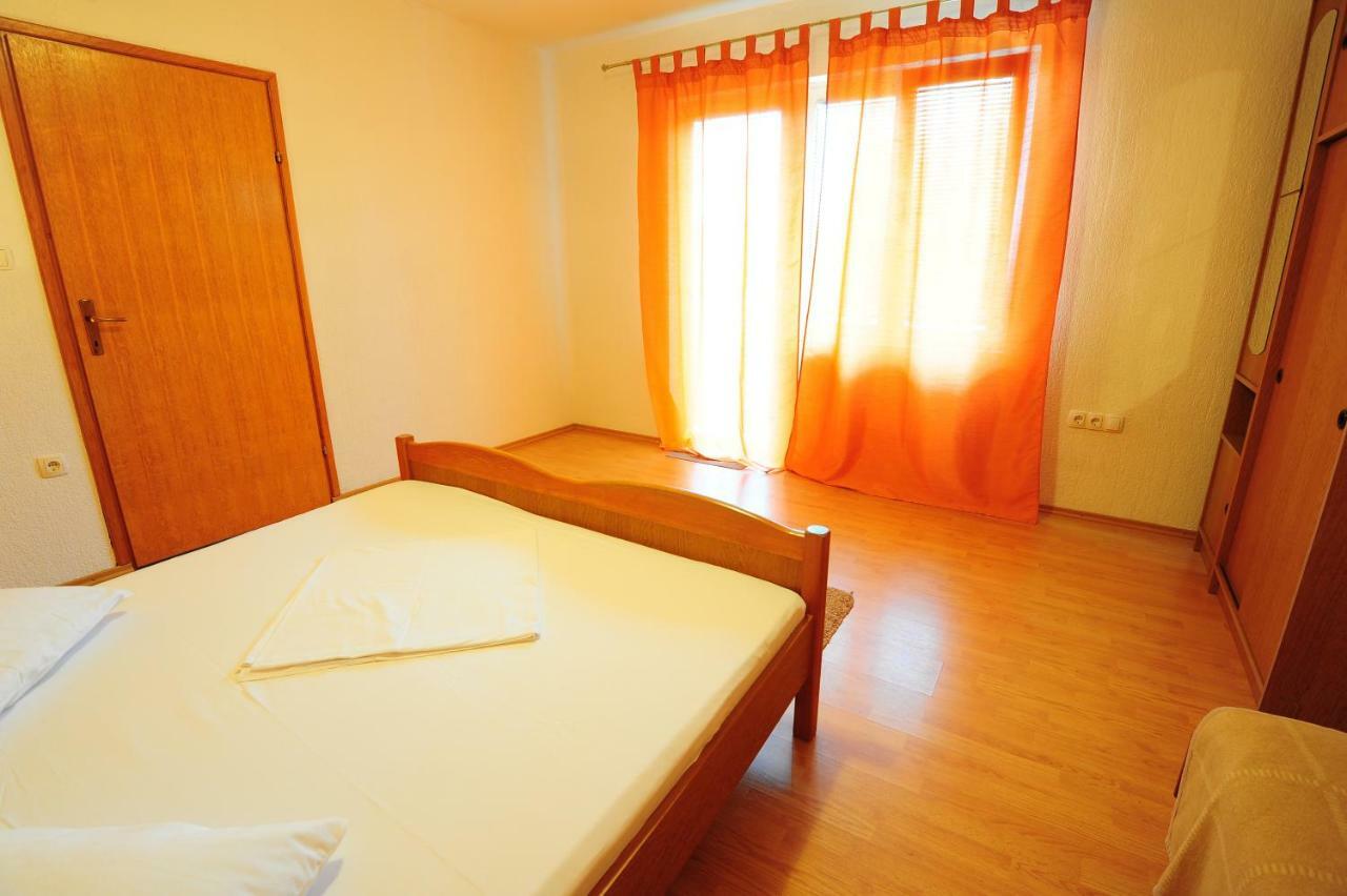 Apartmani Margeta Rab Town Exteriör bild